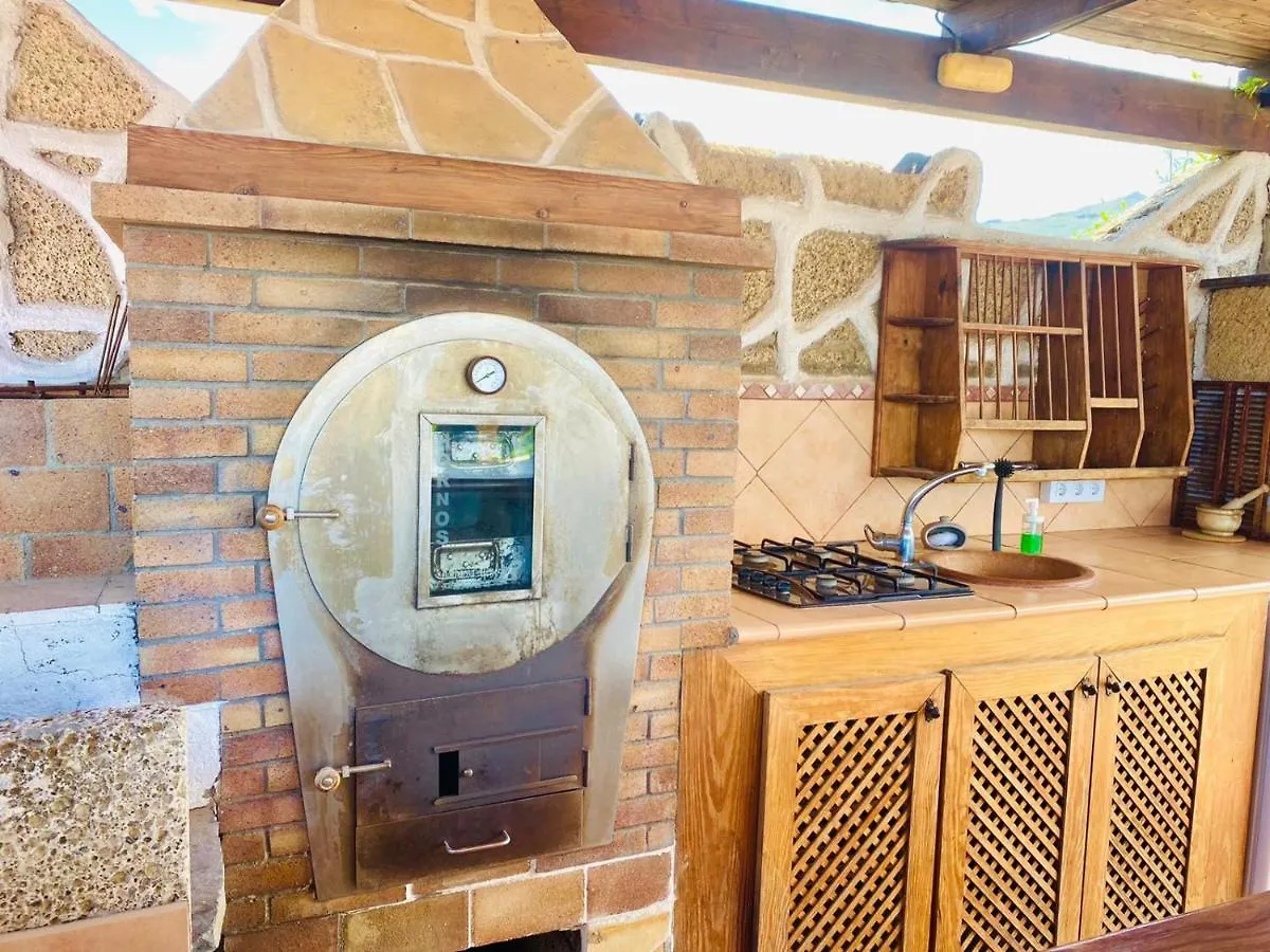 Holiday home Laurisilva Love Spa Sauna Y Piscina Buzanada